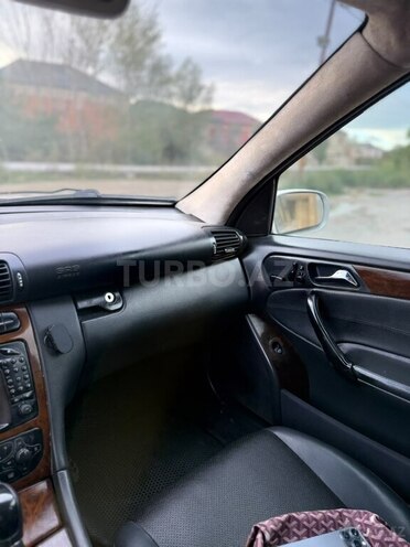 Mercedes C 240 2002, 300,000 km - 2.6 l - Bakı