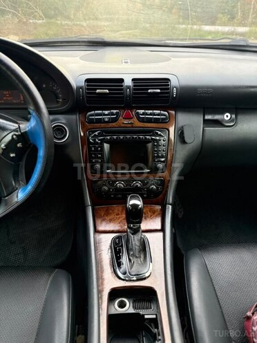 Mercedes C 240 2002, 300,000 km - 2.6 l - Bakı