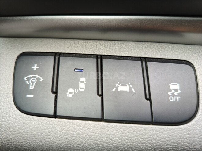 Hyundai Elantra 2020, 82,000 km - 2.0 l - Bakı