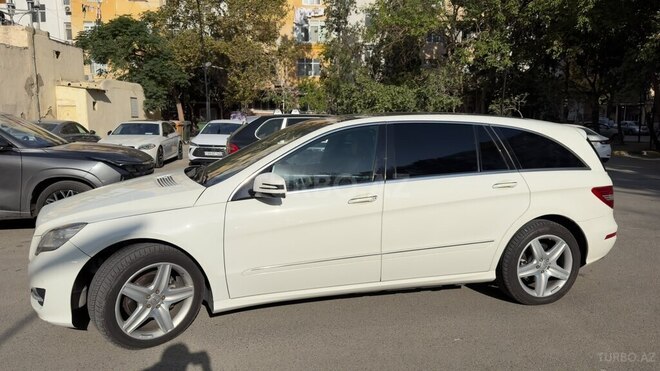 Mercedes  2010, 216,294 km - 3.5 l - Bakı