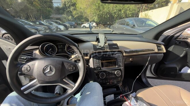 Mercedes  2010, 216,294 km - 3.5 l - Bakı