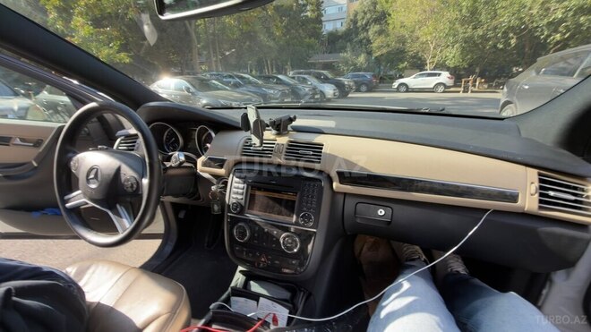 Mercedes  2010, 216,294 km - 3.5 l - Bakı