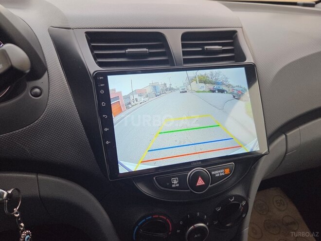 Hyundai Accent 2015, 170,590 km - 1.6 l - Quba