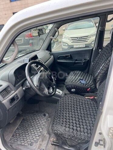 Mitsubishi Pajero io 2000, 229,000 km - 2.0 l - Quba