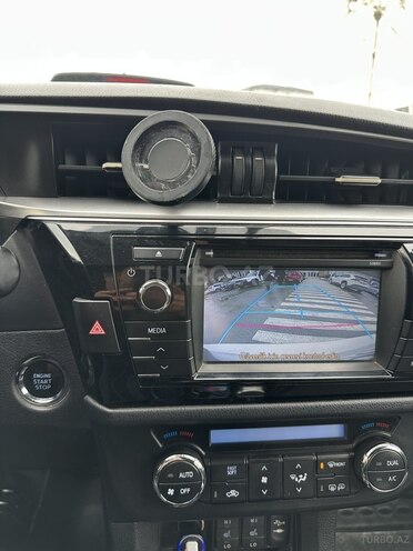 Toyota Corolla 2014, 178,000 km - 1.6 l - Bakı
