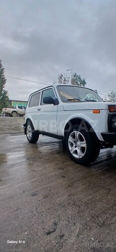 LADA (VAZ) Niva 2011, 280,000 km - 1.7 l - Lerik