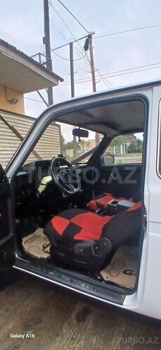 LADA (VAZ) Niva 2011, 280,000 km - 1.7 l - Lerik