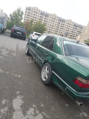 Mercedes E 200 1995, 523,165 km - 2.0 л - Bakı