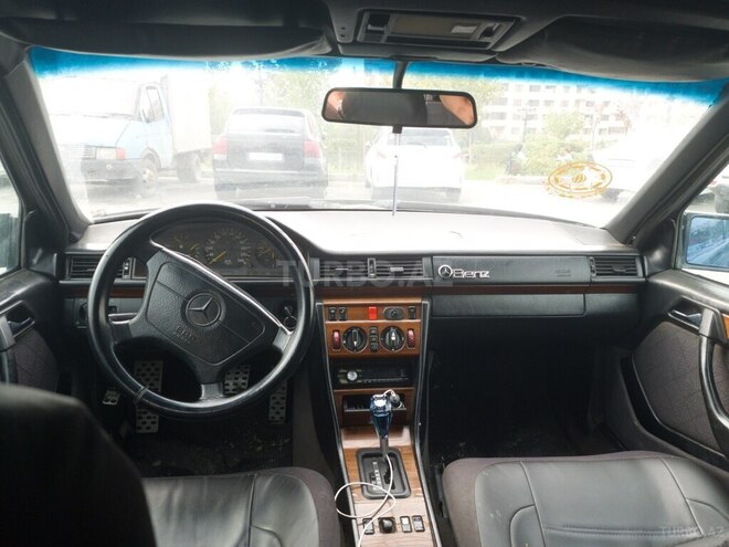 Mercedes E 200 1995, 523,165 km - 2.0 л - Bakı