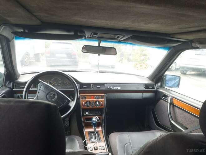 Mercedes E 200 1995, 523,165 km - 2.0 л - Bakı