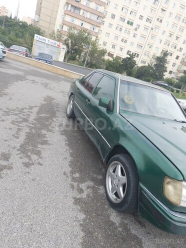 Mercedes E 200 1995, 523,165 km - 2.0 л - Bakı