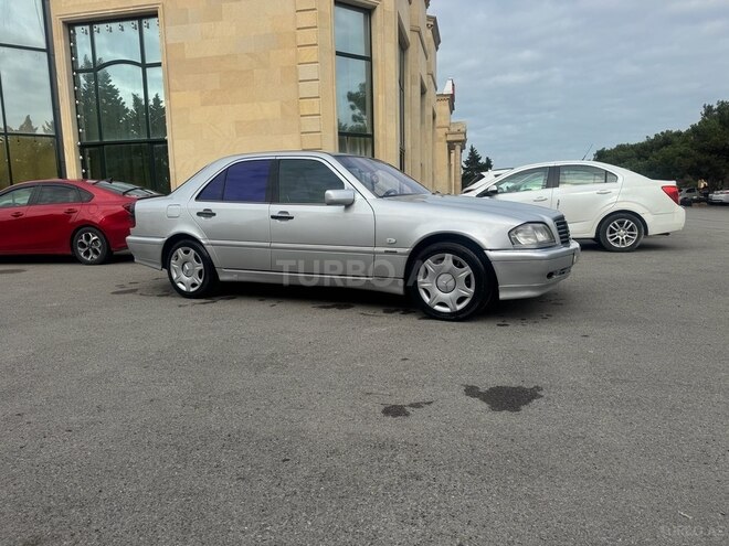 Mercedes C 220 1998, 225,123 km - 2.2 l - Bakı