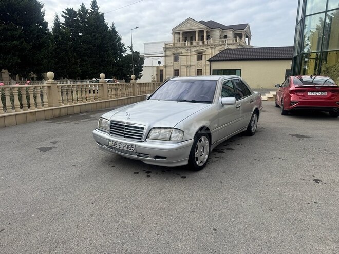 Mercedes C 220 1998, 225,123 km - 2.2 l - Bakı