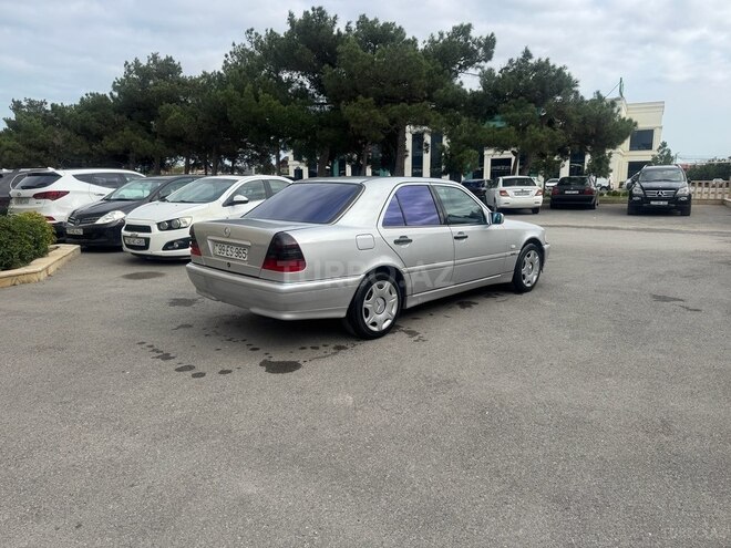Mercedes C 220 1998, 225,123 km - 2.2 l - Bakı