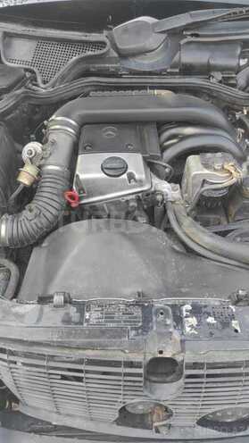 Mercedes E 220 1997, 256,000 km - 2.2 l - Cəlilabad