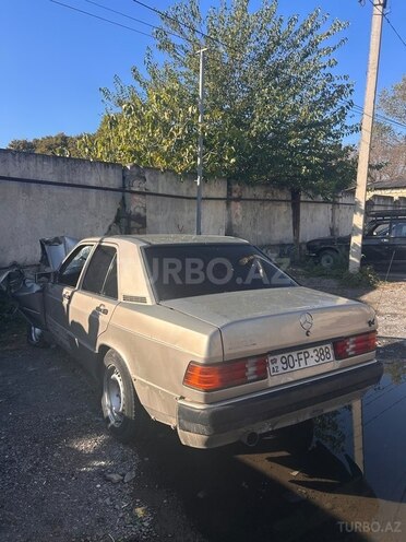 Mercedes 190 1992, 200,000 km - 2.0 l - Göyçay