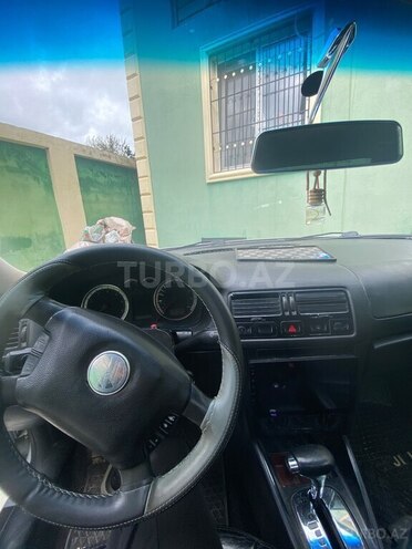 Volkswagen Jetta 2003, 397,000 km - 2.0 l - Sumqayıt