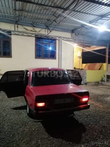 LADA (VAZ) 2105 1983, 100,000 km - 1.6 l - Saatlı