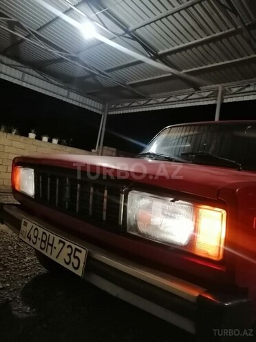 LADA (VAZ) 2105 1983, 100,000 km - 1.6 l - Saatlı