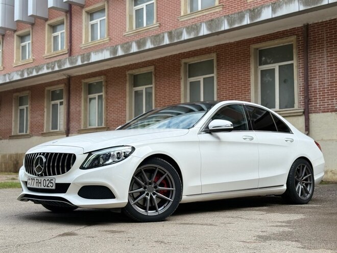 Mercedes C 300 2018, 202,623 km - 2.0 l - Bakı