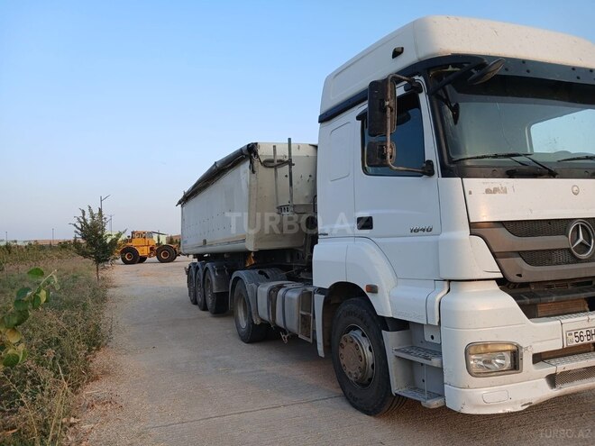 Mercedes Axor 1840 2011, 325,923 km - 12.0 l - Şamaxı