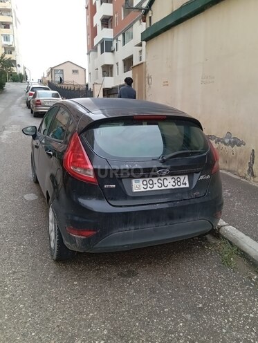 Ford Fiesta 2010, 343,000 km - 1.4 л - Bakı