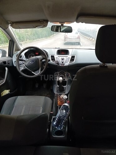Ford Fiesta 2010, 343,000 km - 1.4 л - Bakı