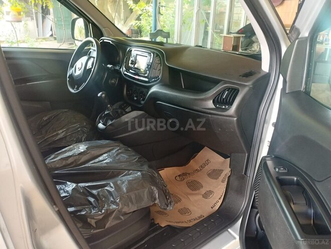 Fiat Doblo 2015, 168,300 km - 1.3 л - Bakı