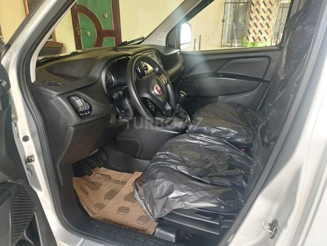 Fiat Doblo 2015, 168,300 km - 1.3 л - Bakı