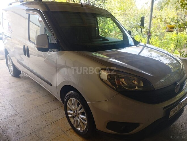 Fiat Doblo 2015, 168,300 km - 1.3 л - Bakı