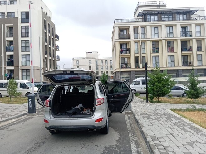 Hyundai Santa Fe 2010, 319,779 km - 2.0 l - Bakı