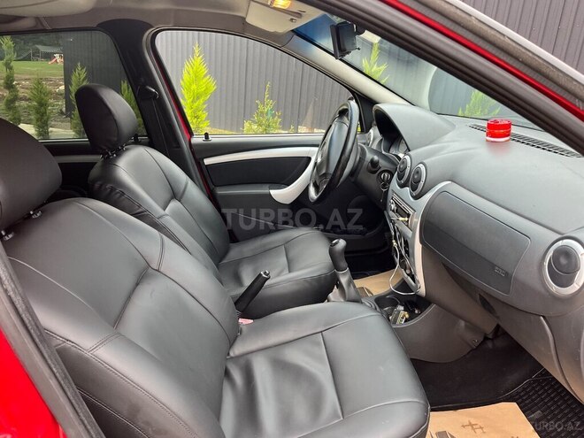 Dacia Logan 2009, 312,873 km - 1.5 l - Quba