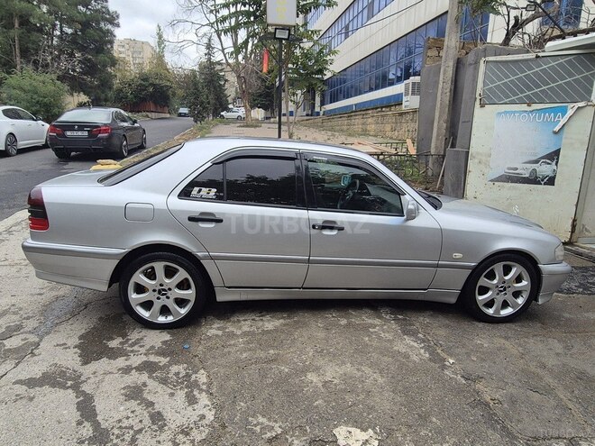 Mercedes C 200 1997, 250,000 km - 2.0 l - Bakı