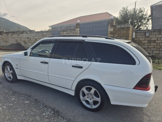 Mercedes C 220 2000, 350,000 km - 2.2 л - Bakı