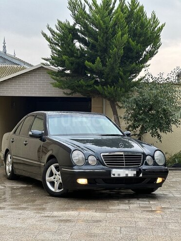 Mercedes E 220 2000, 357,000 km - 2.2 l - Bakı