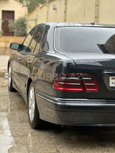 Mercedes E 220 2000, 357,000 km - 2.2 l - Bakı