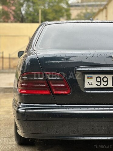 Mercedes E 220 2000, 357,000 km - 2.2 l - Bakı