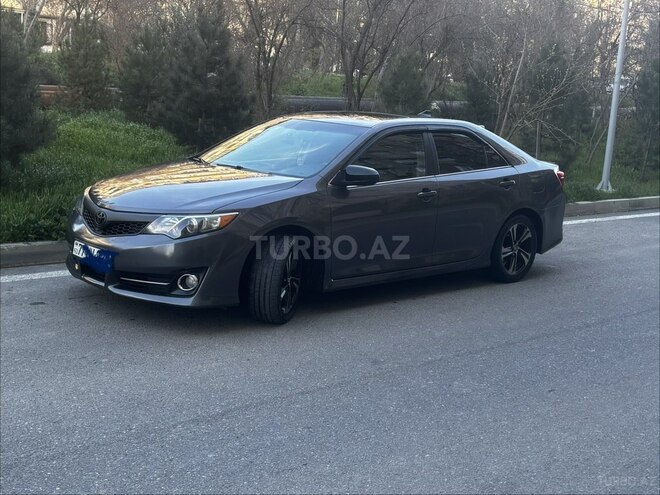 Toyota Camry 2014, 245,000 km - 2.5 l - Bakı