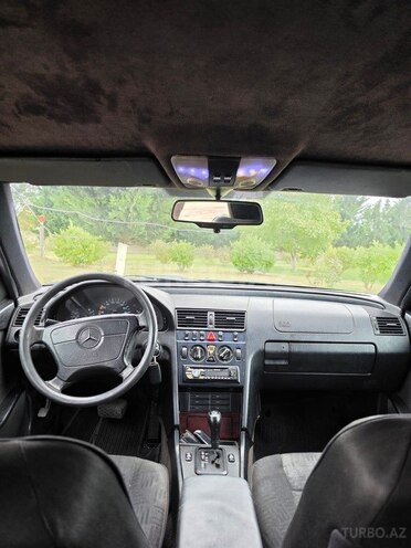 Mercedes C 220 1997, 400,000 km - 2.2 л - Xaçmaz
