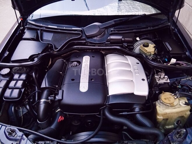 Mercedes E 220 1999, 257,000 km - 2.2 l - Bakı