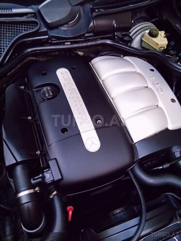 Mercedes E 220 1999, 257,000 km - 2.2 l - Bakı