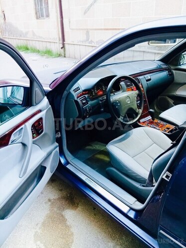 Mercedes E 220 1999, 257,000 km - 2.2 l - Bakı
