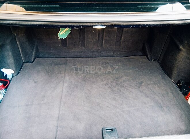 Mercedes E 220 1999, 257,000 km - 2.2 l - Bakı