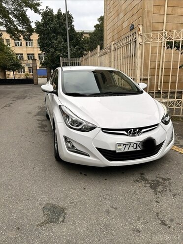 Hyundai Avante 2015, 228,517 km - 1.6 l - Bakı