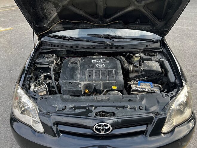 Toyota Corolla 2006, 33,000 km - 1.4 l - Şirvan