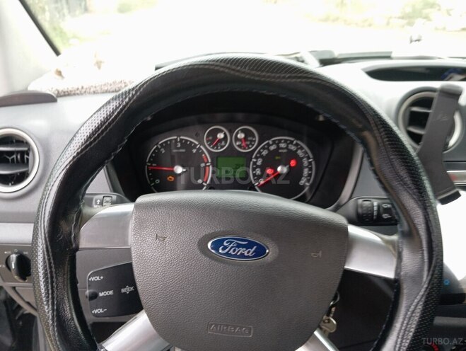 Ford Tourneo Connect 2009, 470,044 km - 1.8 l - Bakı