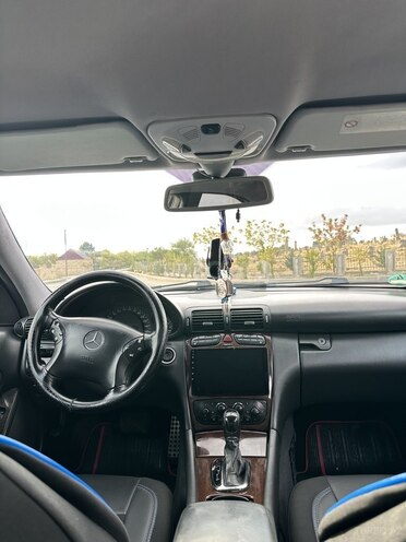Mercedes C 180 2000, 410,000 km - 2.0 l - Bakı