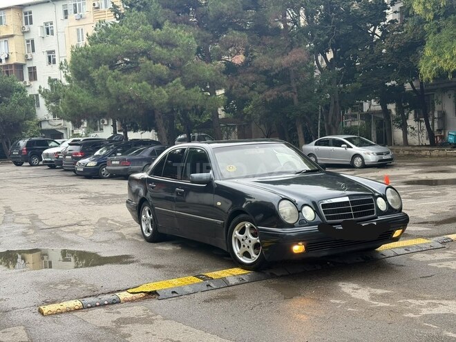 Mercedes E 200 1998, 350,000 km - 2.0 л - Bakı
