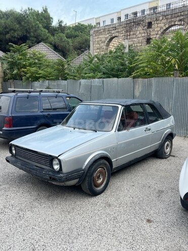 Volkswagen Golf 1989, 200,000 km - 1.8 l - Bakı