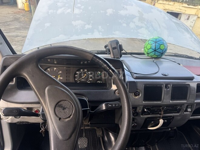 GAZ 33021 2000, 598,550 km - 2.4 l - Salyan